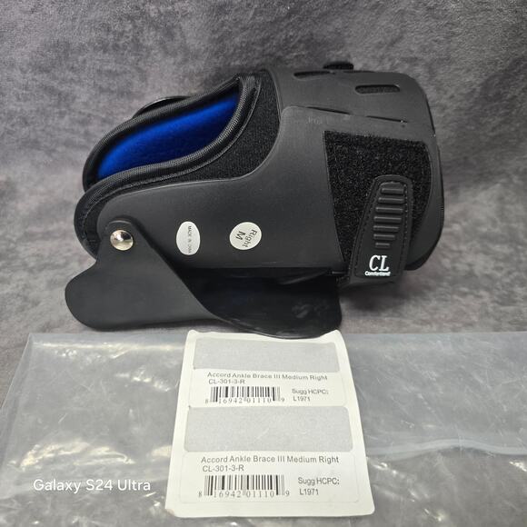 CL Comfortland Accord Black Ankle Brace III Medium Right CL-301-3-4-R Unisex - Picture 1 of 5